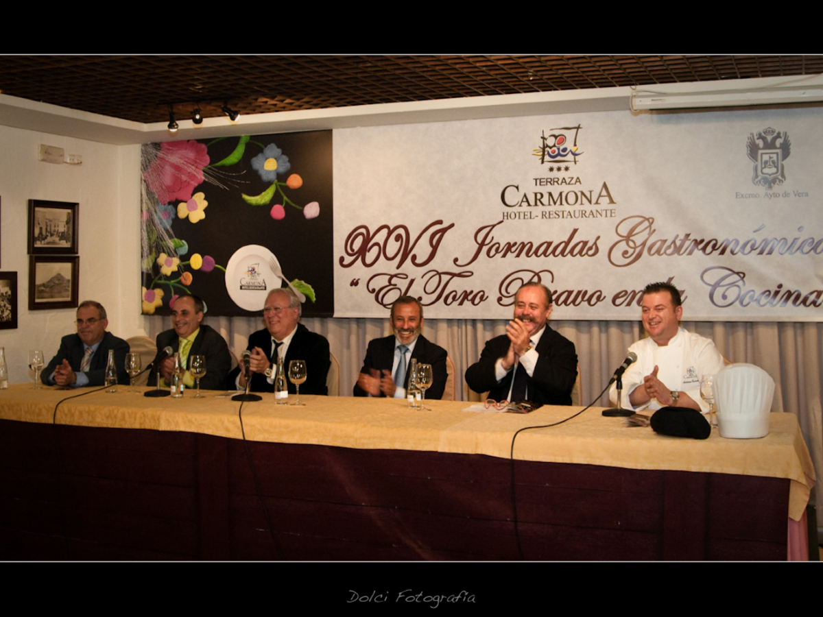 JORNADAS GASTRONÓMICAS EL TORO BRAVO Y LA COCINA celebradas en Hotel Restaurante Terraza Carmona