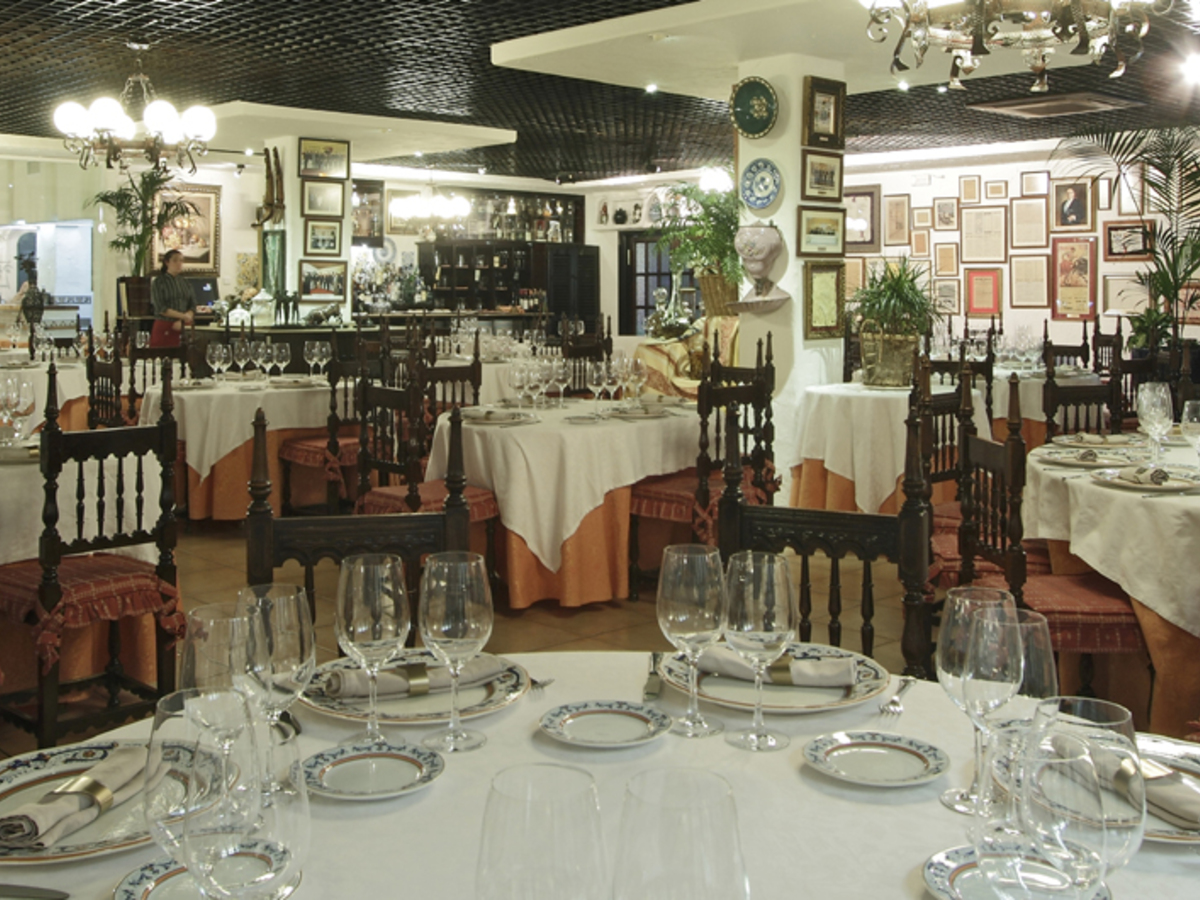 Main dining room view - Hotel Restaurante Terraza Carmona