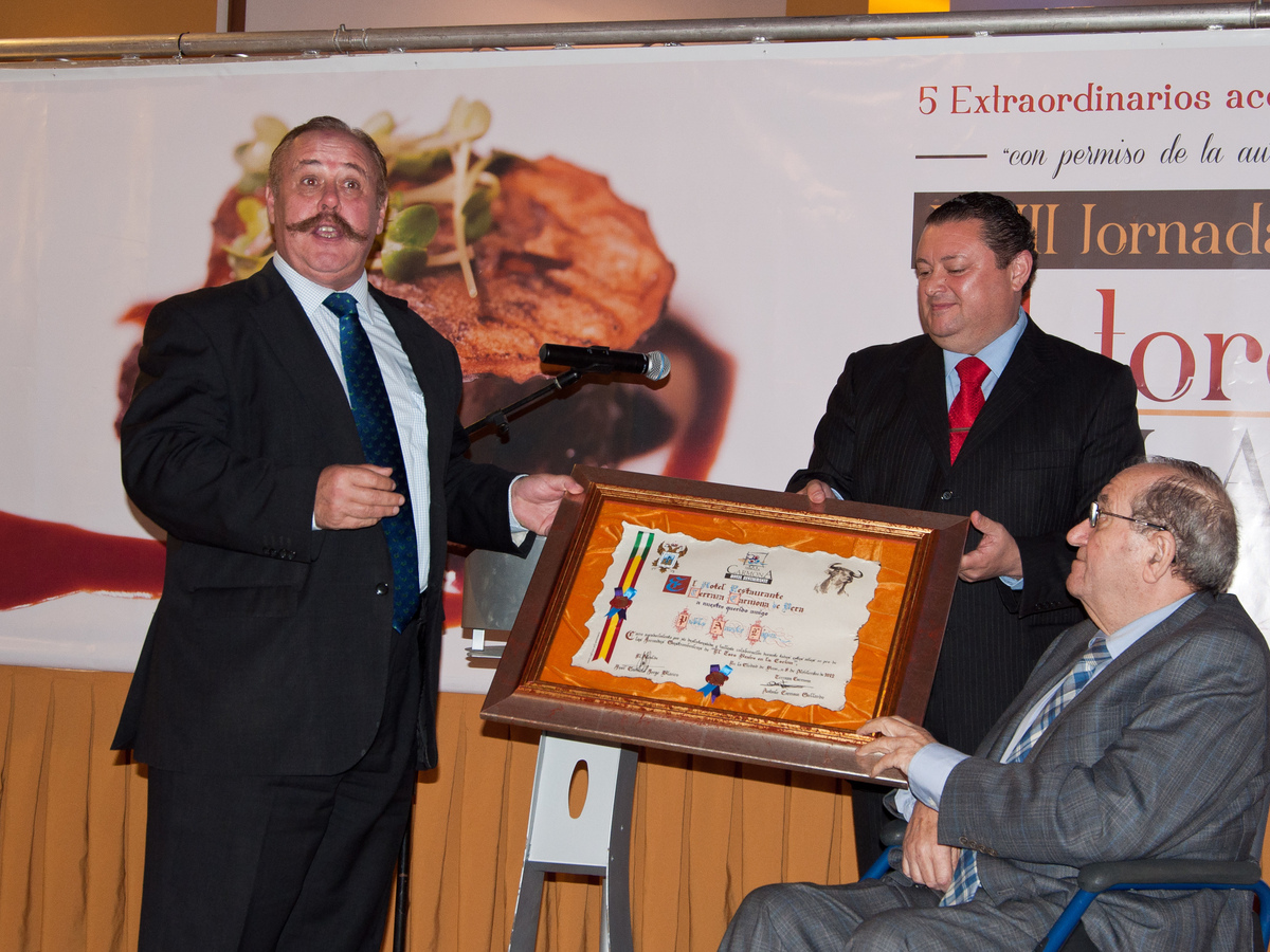 JORNADAS GASTRONÓMICAS EL TORO BRAVO Y LA COCINA celebradas en Hotel Restaurante Terraza Carmona