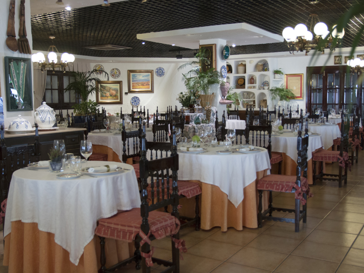 Main dining room - Hotel Restaurante Terraza Carmona