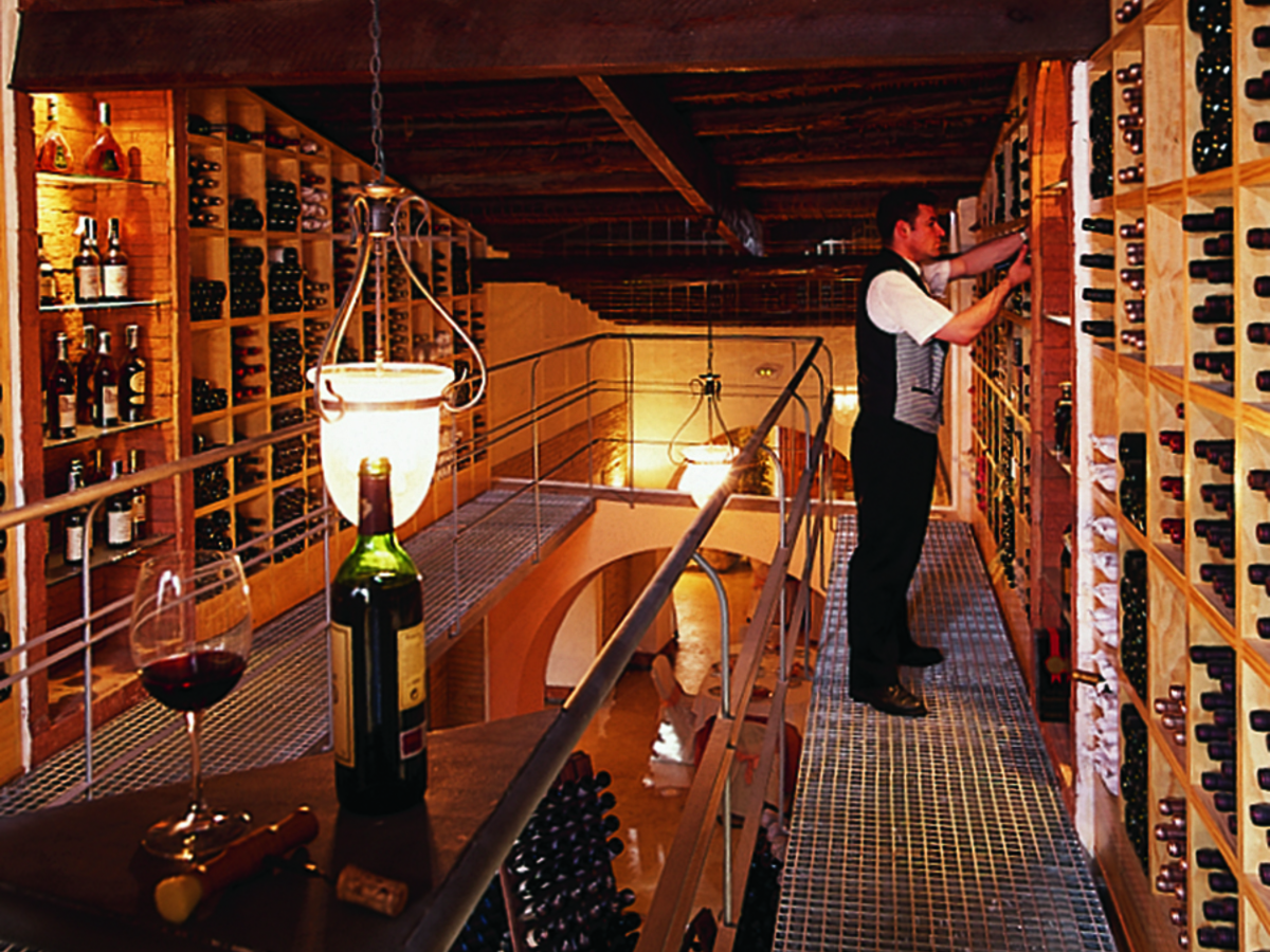 Fist Floor of the Cellar - Hotel Restaurante Terraza Carmona