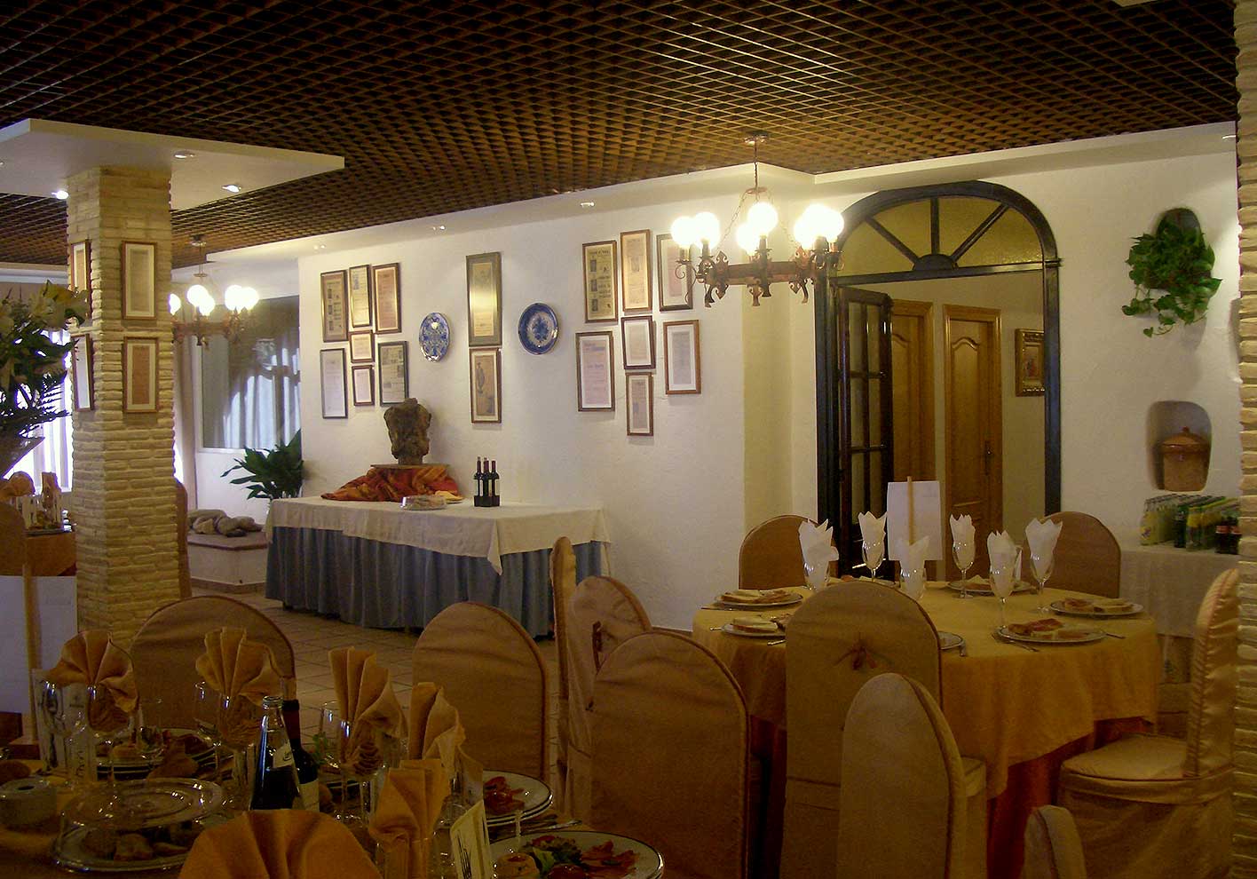 Comedor Privado del Hotel Restaurante Terraza Carmona en Vera, Almería