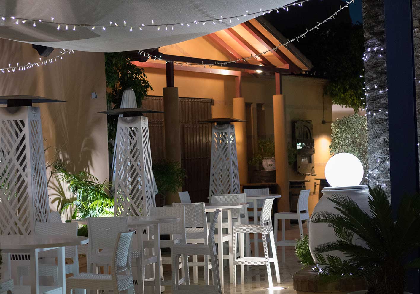 Barrel Terrace 06 - Hotel Restaurante Terraza Carmona in Vera, Almeria